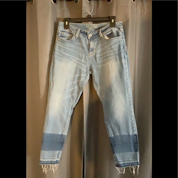 Jeans - Picture 3 of 4